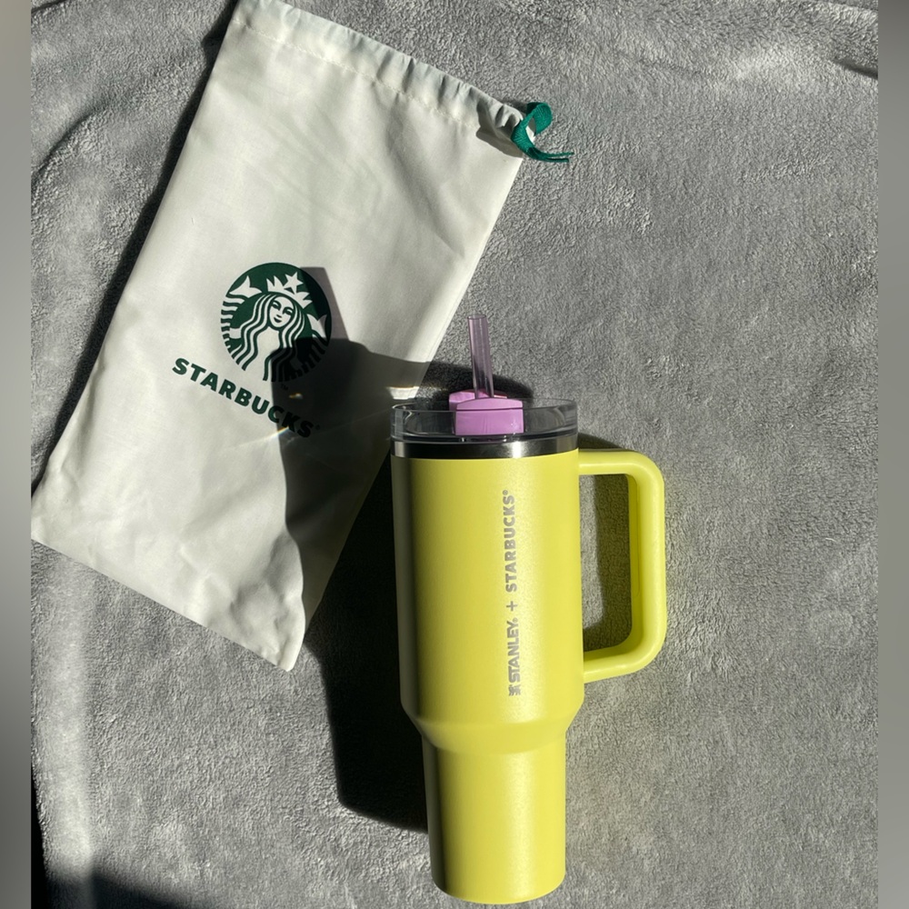 Stanley + Starbucks Thailand exclusive. Rare and authentic.